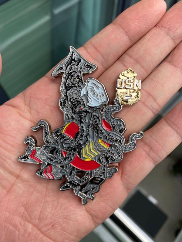 High-polish custom challenge coins for unit challenge coins and corporate branding, Custom challenge coins showing unit challenge coins 3D mold details, Corporate branding examples using high-polish custom challenge coins